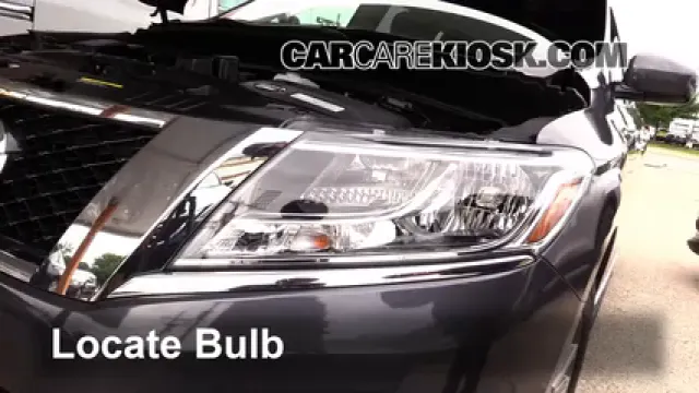 2014 Nissan Pathfinder SL Hybrid 2.5L 4 Cyl. Supercharged Éclairage Feux de route (remplacer l'ampoule)